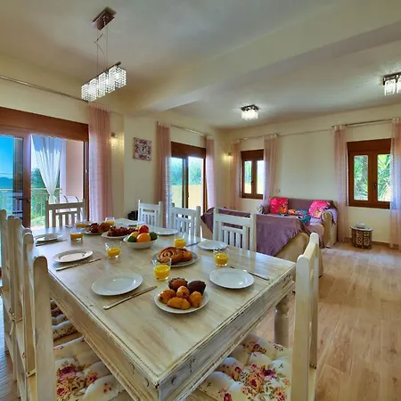 Villa Androniki *