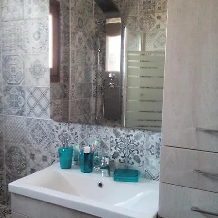 Androniki Villa *